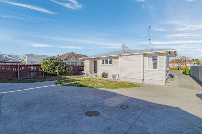 Photo of property in 29 Bickerton Street, Wainoni, Christchurch, 8061