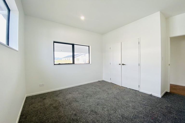 Photo of property in 14b Woven Place, Karaka, 2113