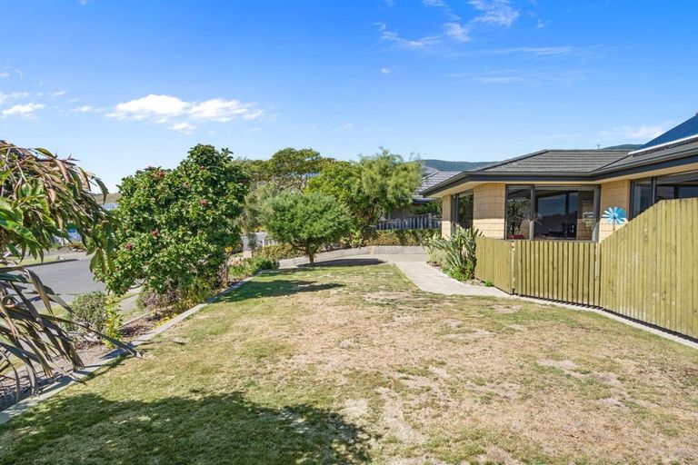 Photo of property in 15 Kingsford Drive, Stoke, Nelson, 7011