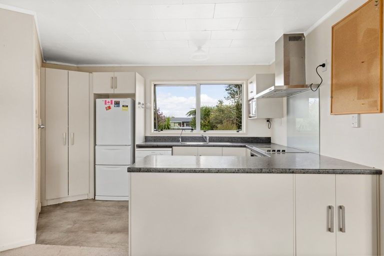 Photo of property in 56 Kokich Crescent, Onerahi, Whangarei, 0110