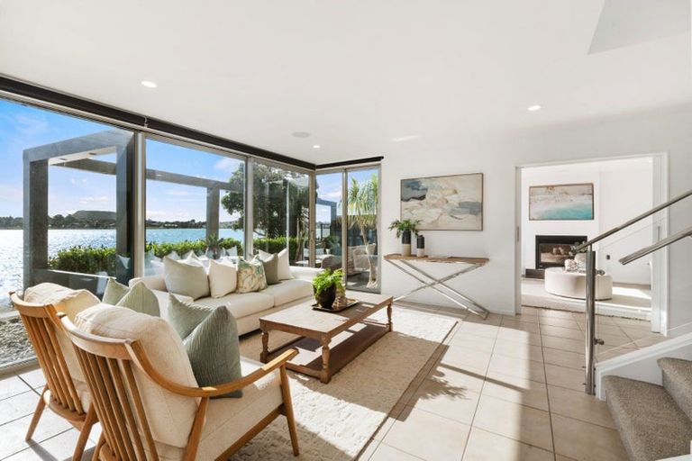 Photo of property in 6b Arkley Avenue, Farm Cove, Auckland, 2012