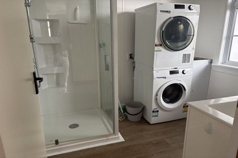Photo of property in 109 Heretaunga Street, Palmerston North, 4414