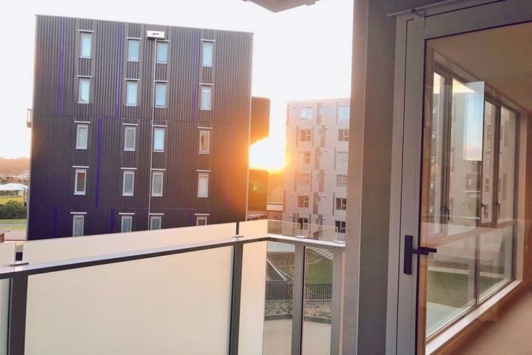 Photo of property in 604/27 Don Mckinnon Drive, Albany, Auckland, 0632