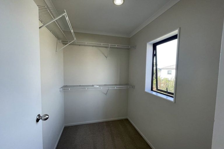 Photo of property in 65 Keri Vista Rise, Papakura, 2110