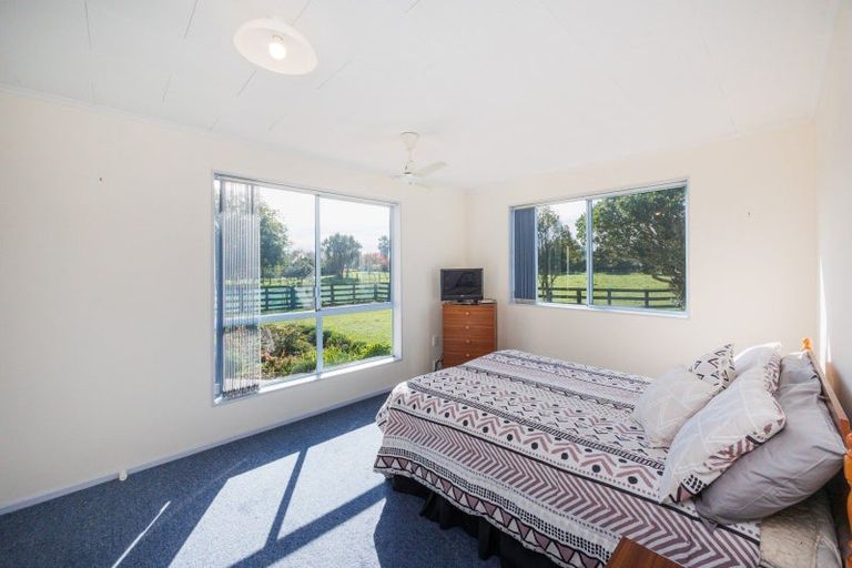 Photo of property in 112 Avenue Road, Foxton, 4891