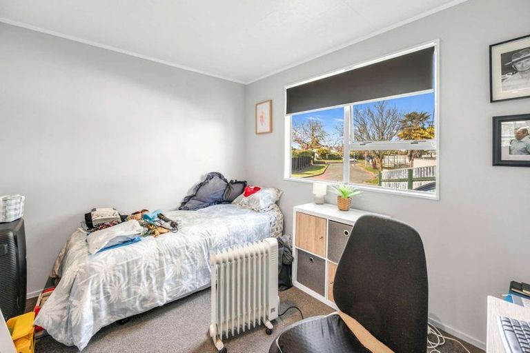 Photo of property in 7 Cormack Place, Greenmeadows, Napier, 4112
