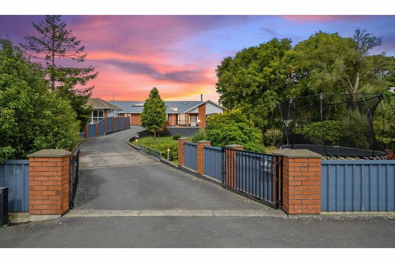 Photo of property in 37 Englefield Road, Belfast, Christchurch, 8051