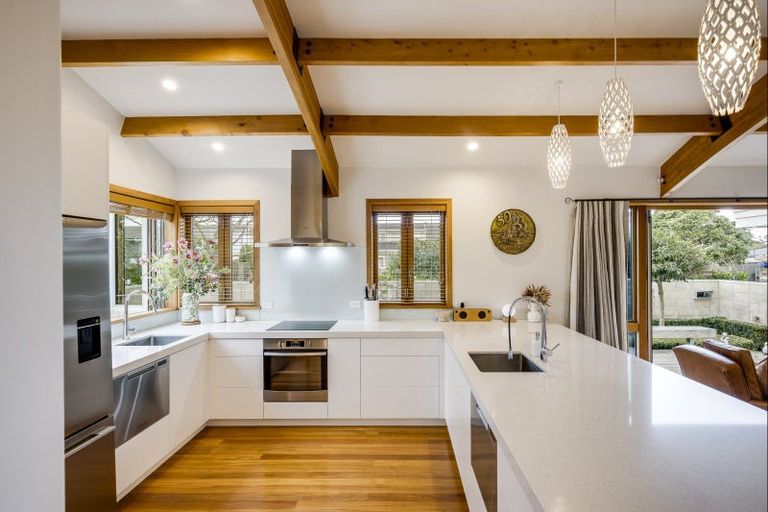 Photo of property in 17 Collison Terrace, Haumoana, 4102