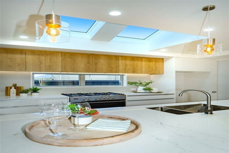 Photo of property in 5 Migratory Lane, Rolleston, 7615