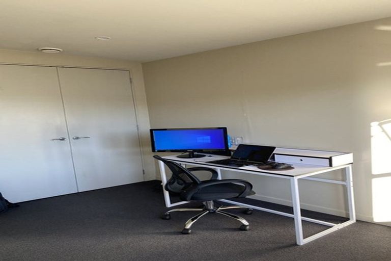 Photo of property in 41u6 Home Street, Mount Victoria, Wellington, 6011