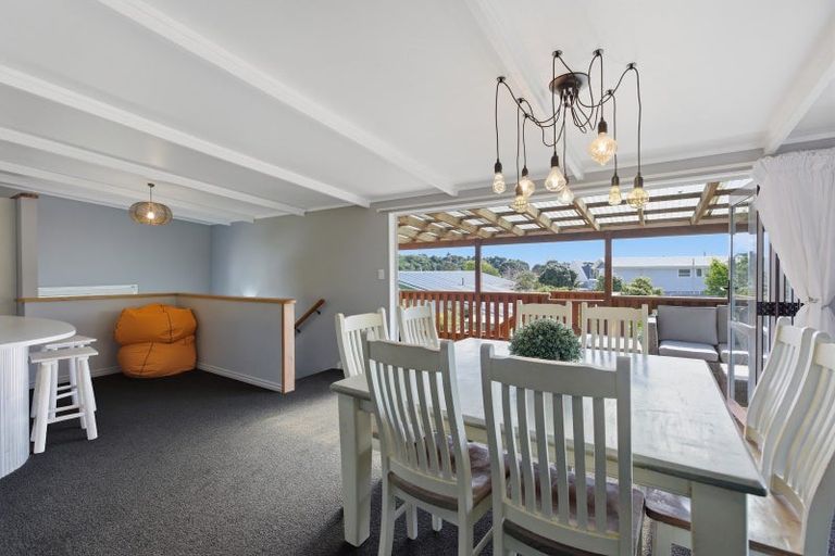 Photo of property in 49 Ngakoti Street, Urenui, 4375