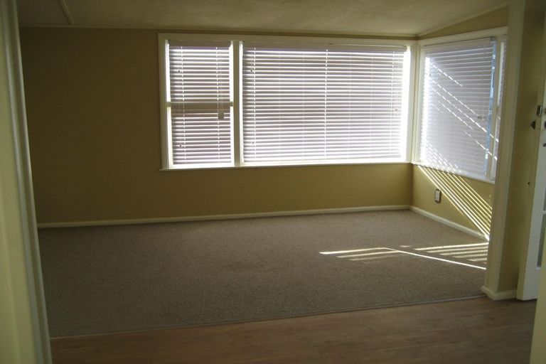 Photo of property in 64 Woodham Road, Linwood, Christchurch, 8062