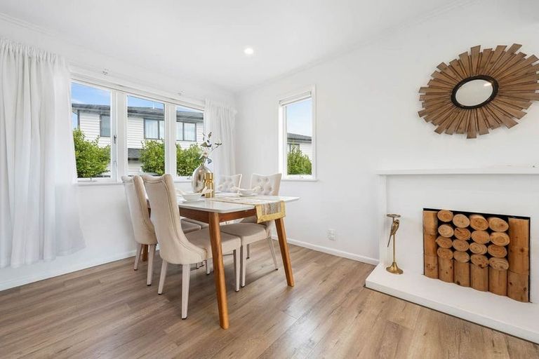 Photo of property in 2/18 Kenmure Avenue, Forrest Hill, Auckland, 0620
