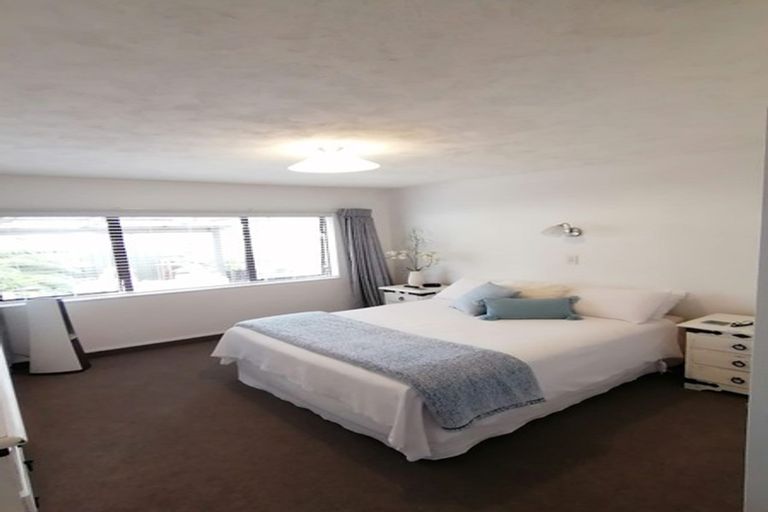 Photo of property in 53c Church Road, Taradale, Napier, 4112