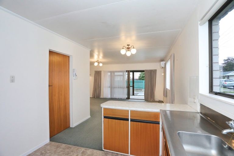 Photo of property in 1/10 Oxford Street, Marton, 4710