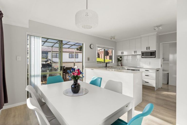 Photo of property in 73 Osprey Drive, Welcome Bay, Tauranga, 3112