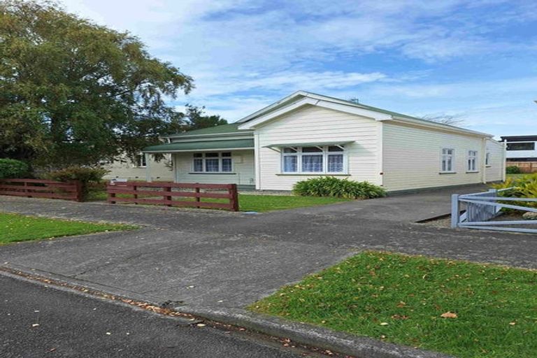 Photo of property in 12 Joseph Street, West End, Palmerston North, 4412