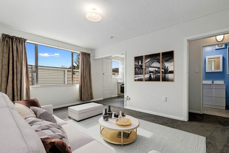 Photo of property in 2/73 Clare Road, St Albans, Christchurch, 8014