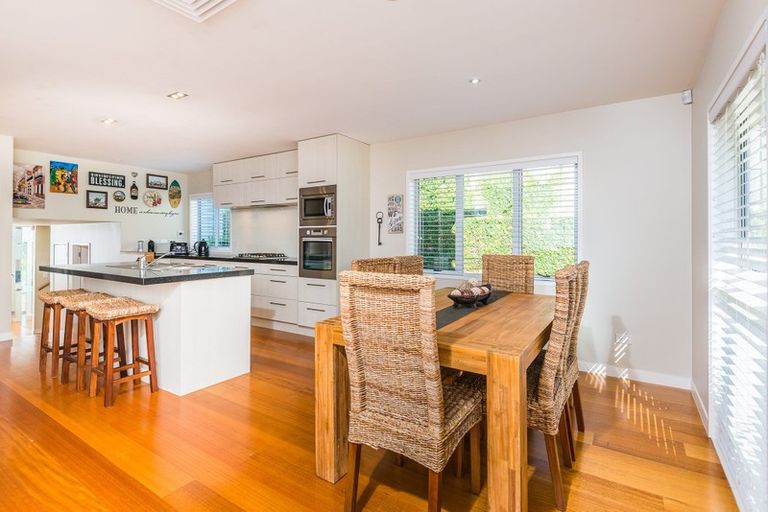 Photo of property in 5 Mural Place, Greenhithe, Auckland, 0632