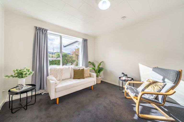 Photo of property in 528f2- Fergusson Drive, Trentham, Upper Hutt, 5018