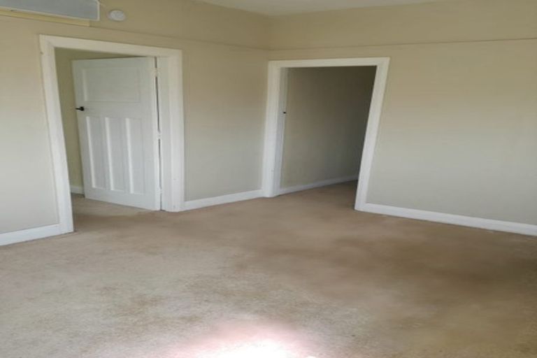 Photo of property in 90 Farnham Street, Mornington, Wellington, 6021