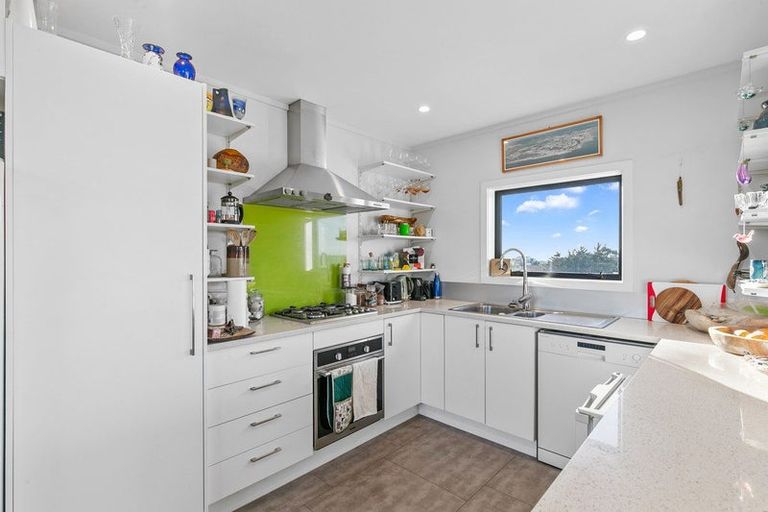 Photo of property in 33 Achilles Avenue, Waitarere Beach, Levin, 5510