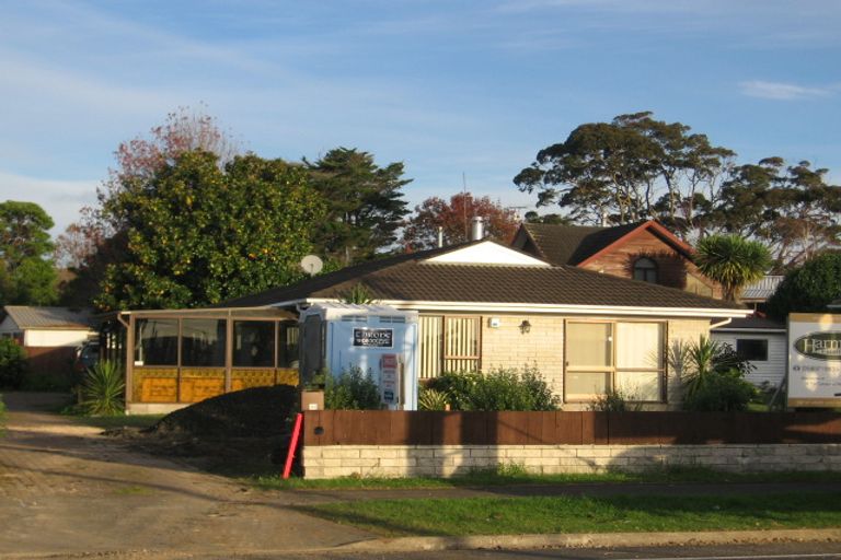 Photo of property in 383 Hobsonville Road, Hobsonville, Auckland, 0618