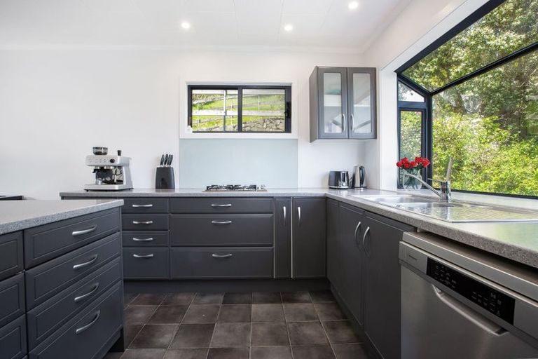 Photo of property in 21 Inlet View, Titahi Bay, Porirua, 5022