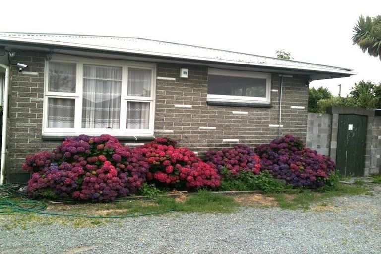 Photo of property in 92 Springs Road, Hornby, Christchurch, 8042