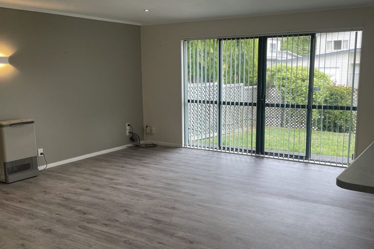 Photo of property in 193 Westchester Drive, Churton Park, Wellington, 6037