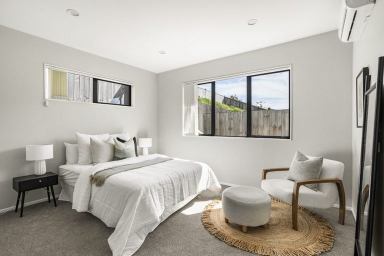 Photo of property in 27 Surf View Crescent, Red Beach, 0932