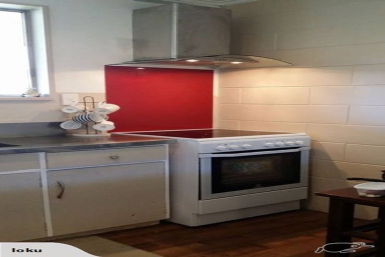 Photo of property in 10f3 Rawson Street, Tawa, Wellington, 5028