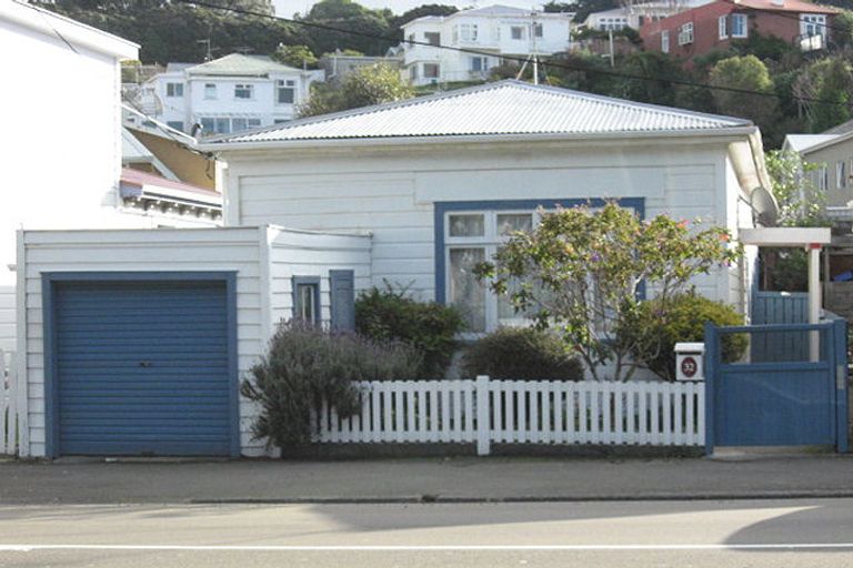 Photo of property in 32 Kilbirnie Crescent, Kilbirnie, Wellington, 6022