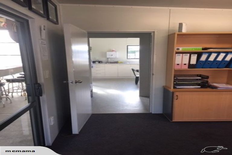 Photo of property in 2060 State Highway 50, Fernhill, Hastings, 4175