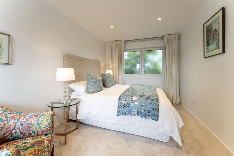 Photo of property in 62a Holly Road, St Albans, Christchurch, 8014