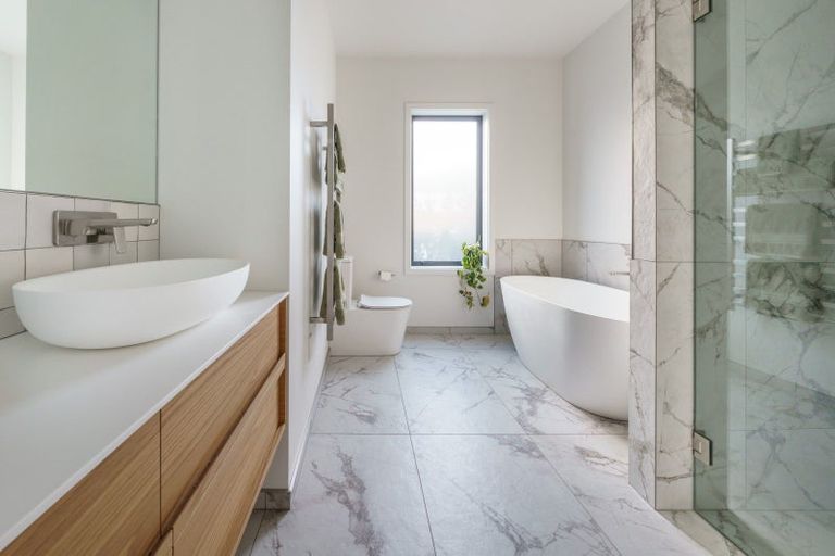 Photo of property in 11 Deans Drive, Wanaka, 9305