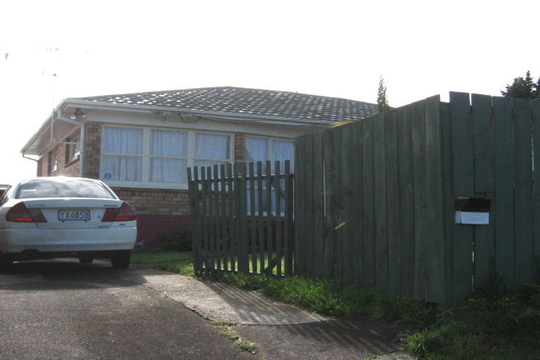 Photo of property in 2/662b Pakuranga Road, Howick, Auckland, 2010