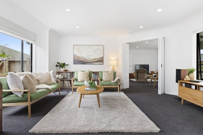 Photo of property in 36 Max Short Drive, Pukekohe, 2120