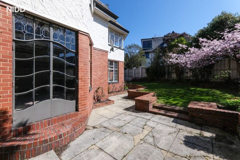 Photo of property in 14 Sheen Street, Roslyn, Dunedin, 9010