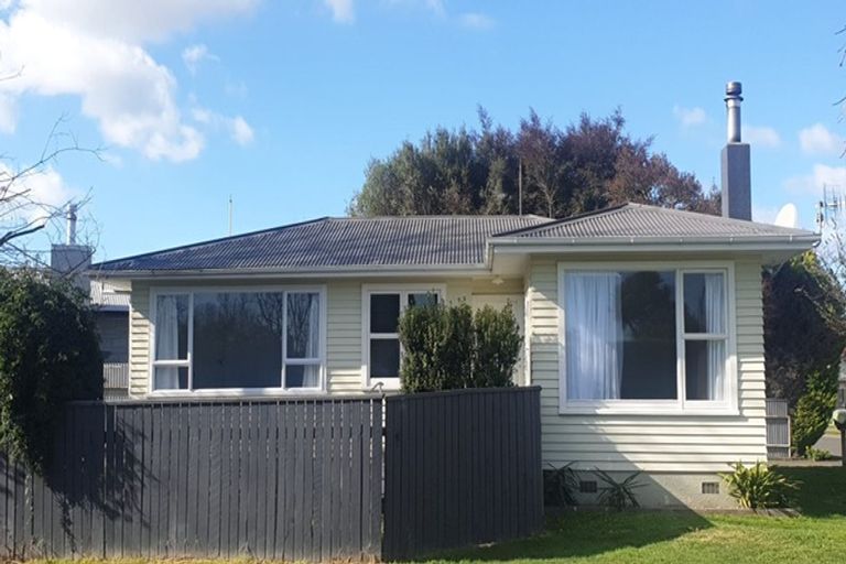 Photo of property in 6 Sefton Street, Havelock North, 4130