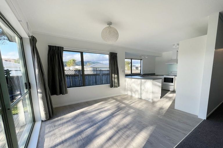 Photo of property in 35 Makarini Street, Paraparaumu, 5032