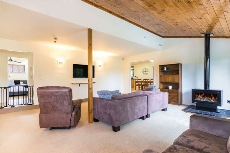 Photo of property in 9 Titoki Avenue, Waipahihi, Taupo, 3330