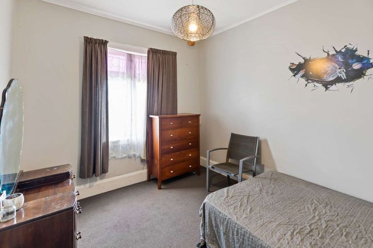 Photo of property in 43 Station Road, Marton, 4710