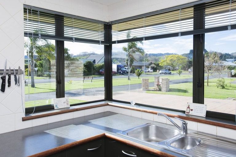 Photo of property in 84 Potae Avenue, Lytton West, Gisborne, 4010