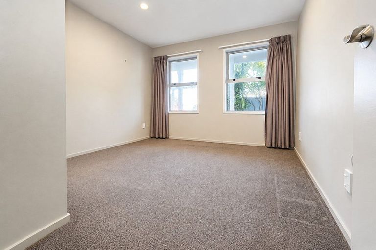Photo of property in 5a Adelaide Street, Petone, Lower Hutt, 5012