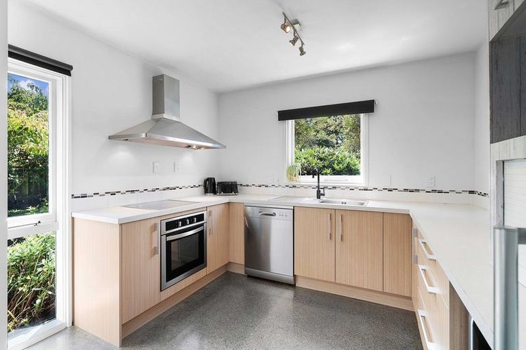 Photo of property in 7 Rachel Place, Avonhead, Christchurch, 8042