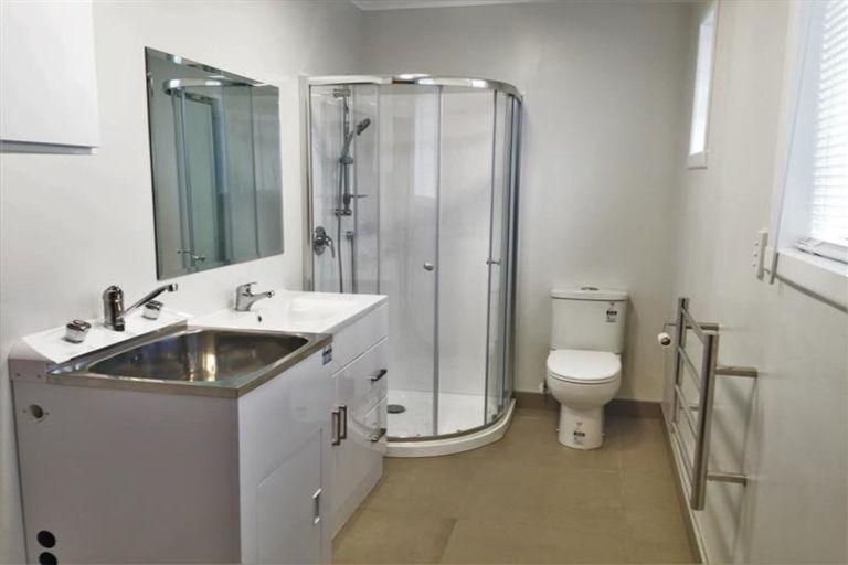 Photo of property in 18 Allenby Road, Papatoetoe, Auckland, 2025