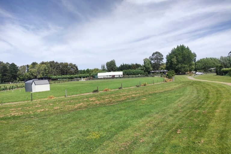 Photo of property in 19 Orbiter Drive, Ohoka, 7692