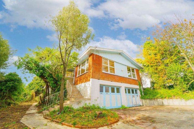 Photo of property in 253 Cambridge Road, Hillcrest, Hamilton, 3216