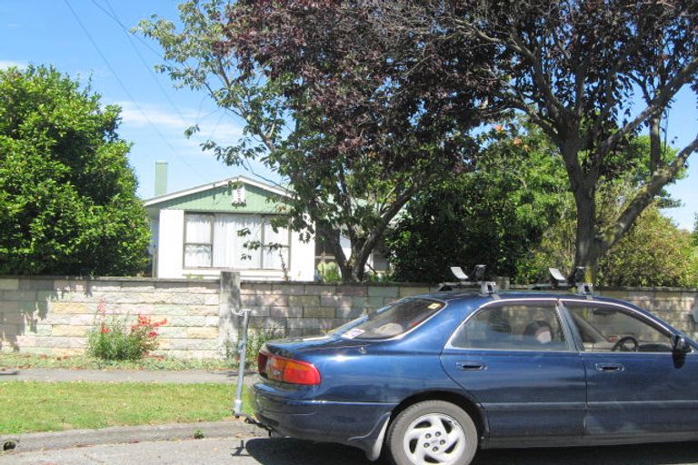 Photo of property in 35 Leistrella Road, Hoon Hay, Christchurch, 8025